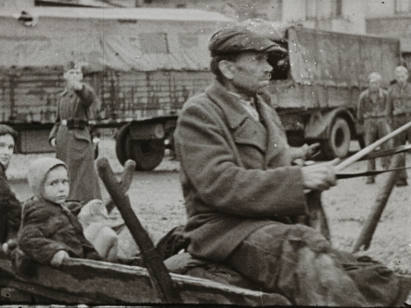 Image 16 screenshot from the so called WFD material showing the deportation of Polish Jews between 1942 and 1944. Cinematographer and institution are unknown