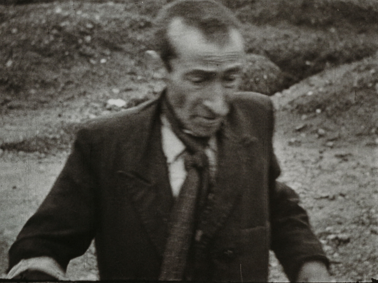 Image 26 screenshot from the so called WFD material showing the deportation of Polish Jews between 1942 and 1944. Cinematographer and institution are unknown