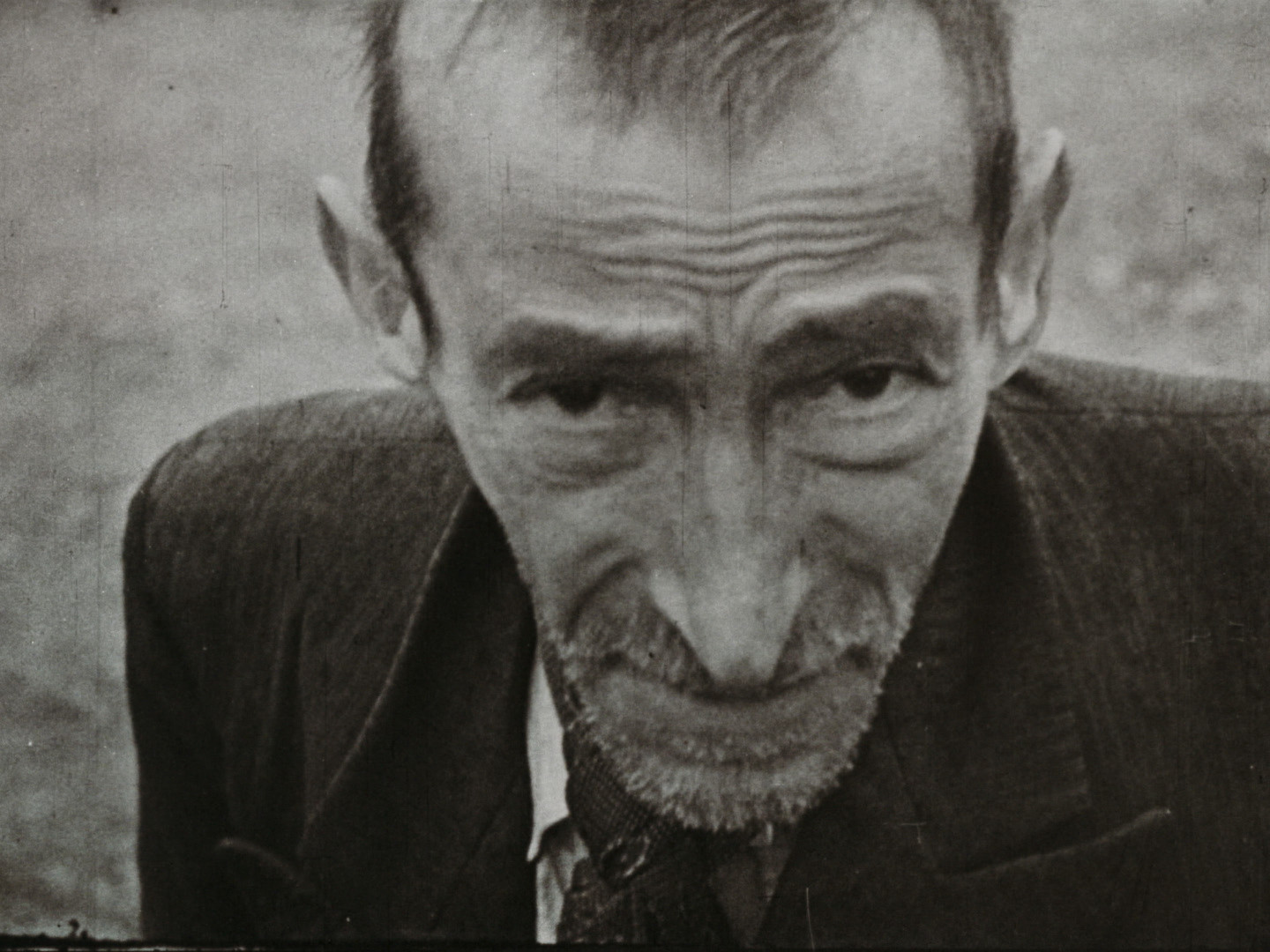 Image 27 screenshot from the so called WFD material showing the deportation of Polish Jews between 1942 and 1944. Cinematographer and institution are unknown