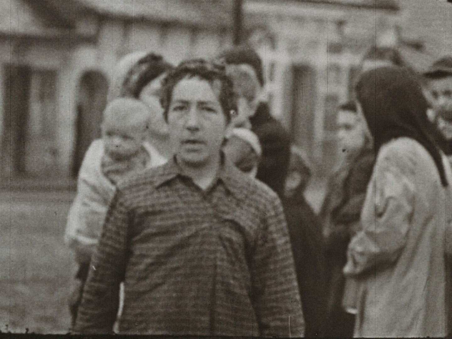 Image 38 screenshot from the so called WFD material showing the deportation of Polish Jews between 1942 and 1944. Cinematographer and institution are unknown