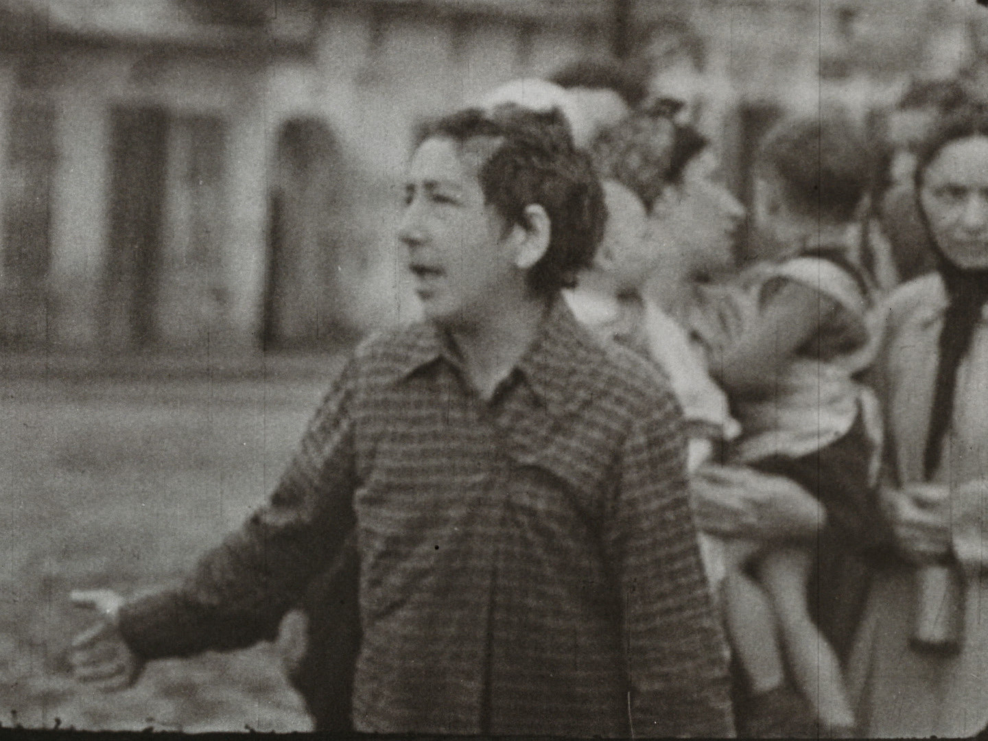 Image 39 screenshot from the so called WFD material showing the deportation of Polish Jews between 1942 and 1944. Cinematographer and institution are unknown