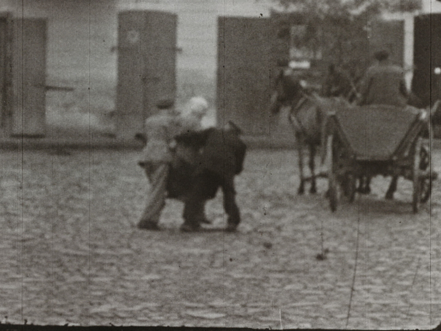 Image 43 screenshot from the so called WFD material showing the deportation of Polish Jews between 1942 and 1944. Cinematographer and institution are unknown