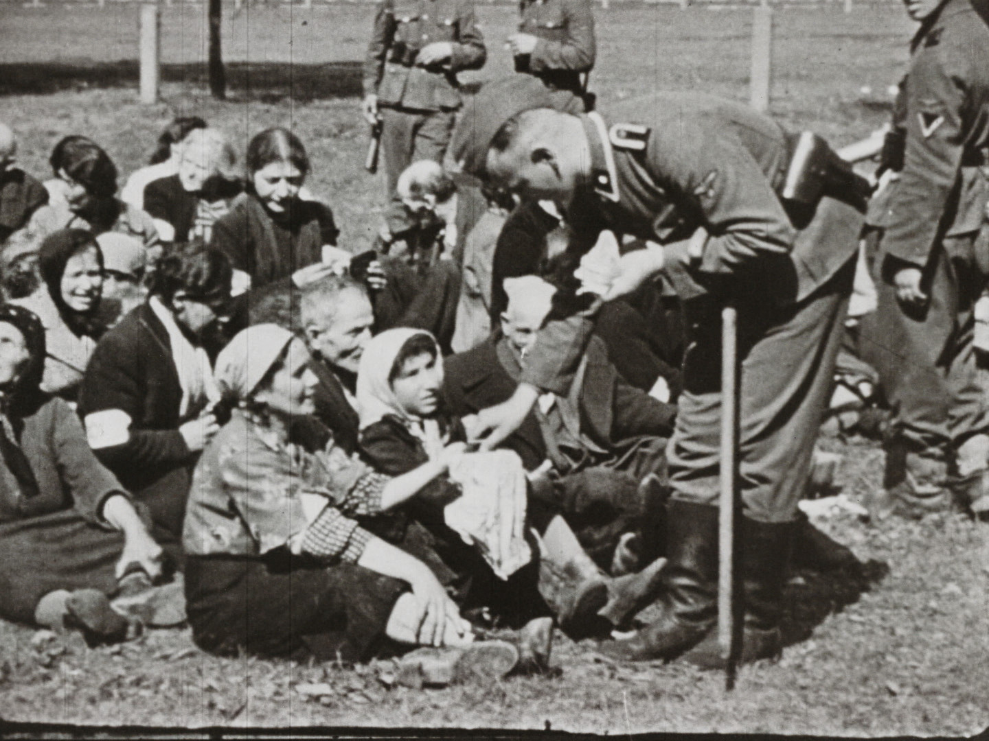 Image 53 screenshot from the so called WFD material showing the deportation of Polish Jews between 1942 and 1944. Cinematographer and institution are unknown