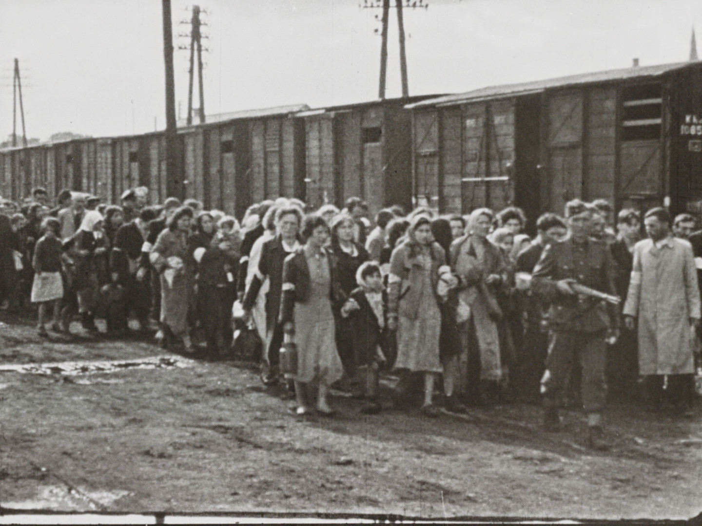 Image 65 screenshot from the so called WFD material showing the deportation of Polish Jews between 1942 and 1944. Cinematographer and institution are unknown