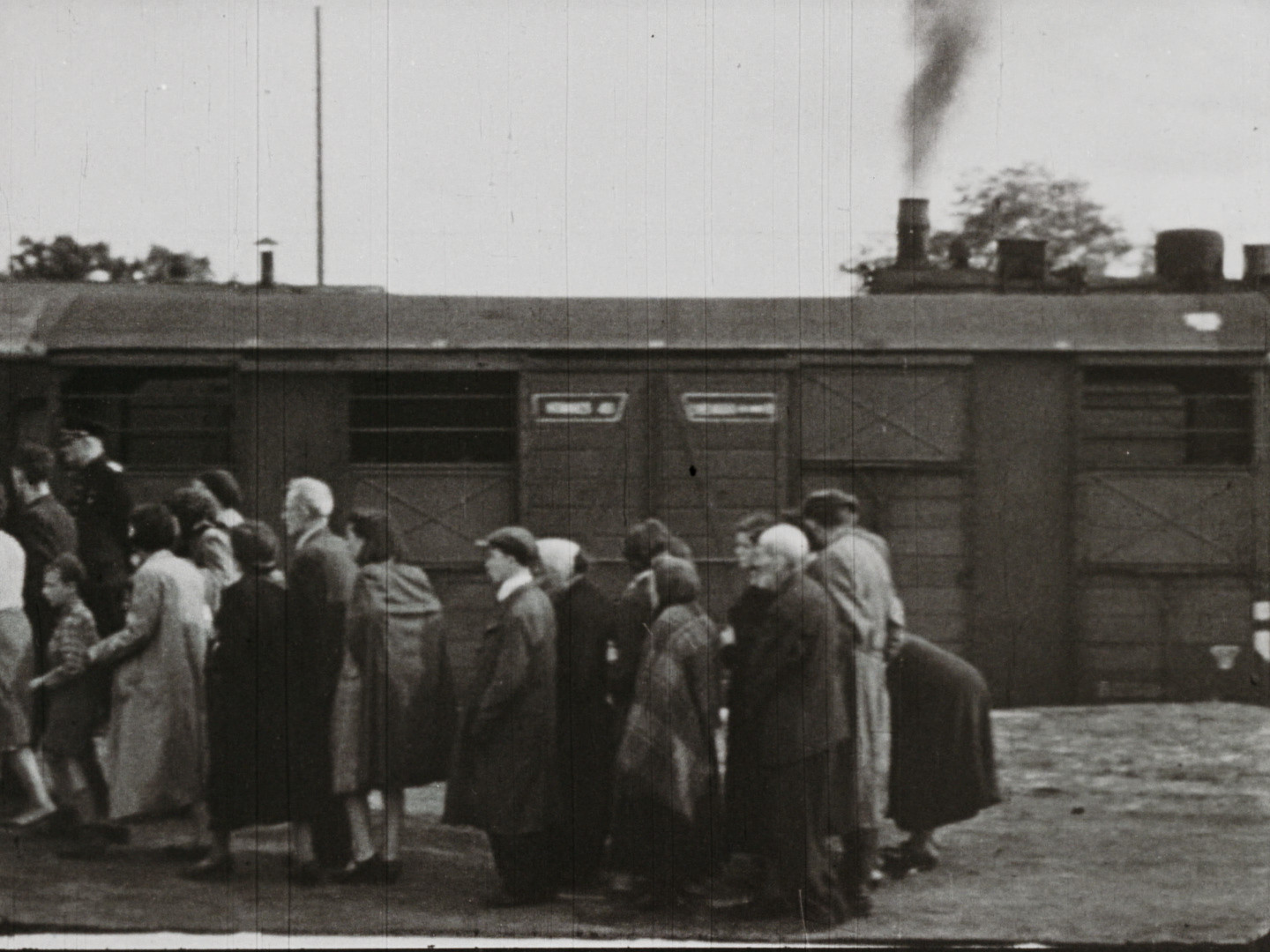 Image 72 screenshot from the so called WFD material showing the deportation of Polish Jews between 1942 and 1944. Cinematographer and institution are unknown